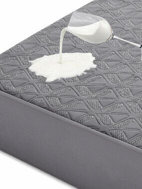 Waterproof Mattress Protector Twin Size, Soft Breathable Mattress Pad with Deep